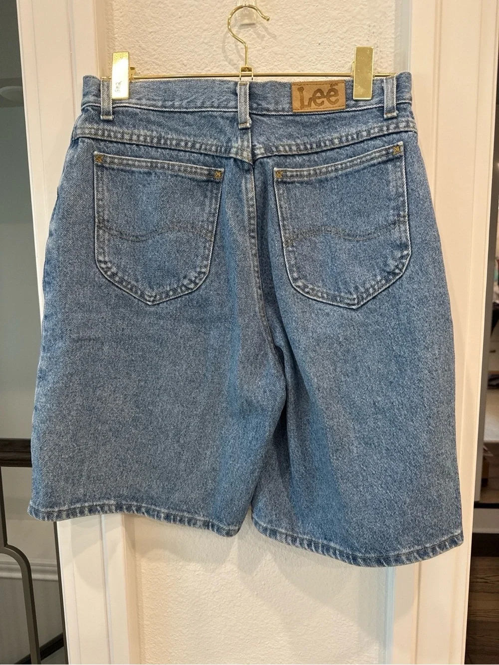 Vintage Lee High Rise Bermuda Denim Shorts Women’s Size 12 Medium Wash